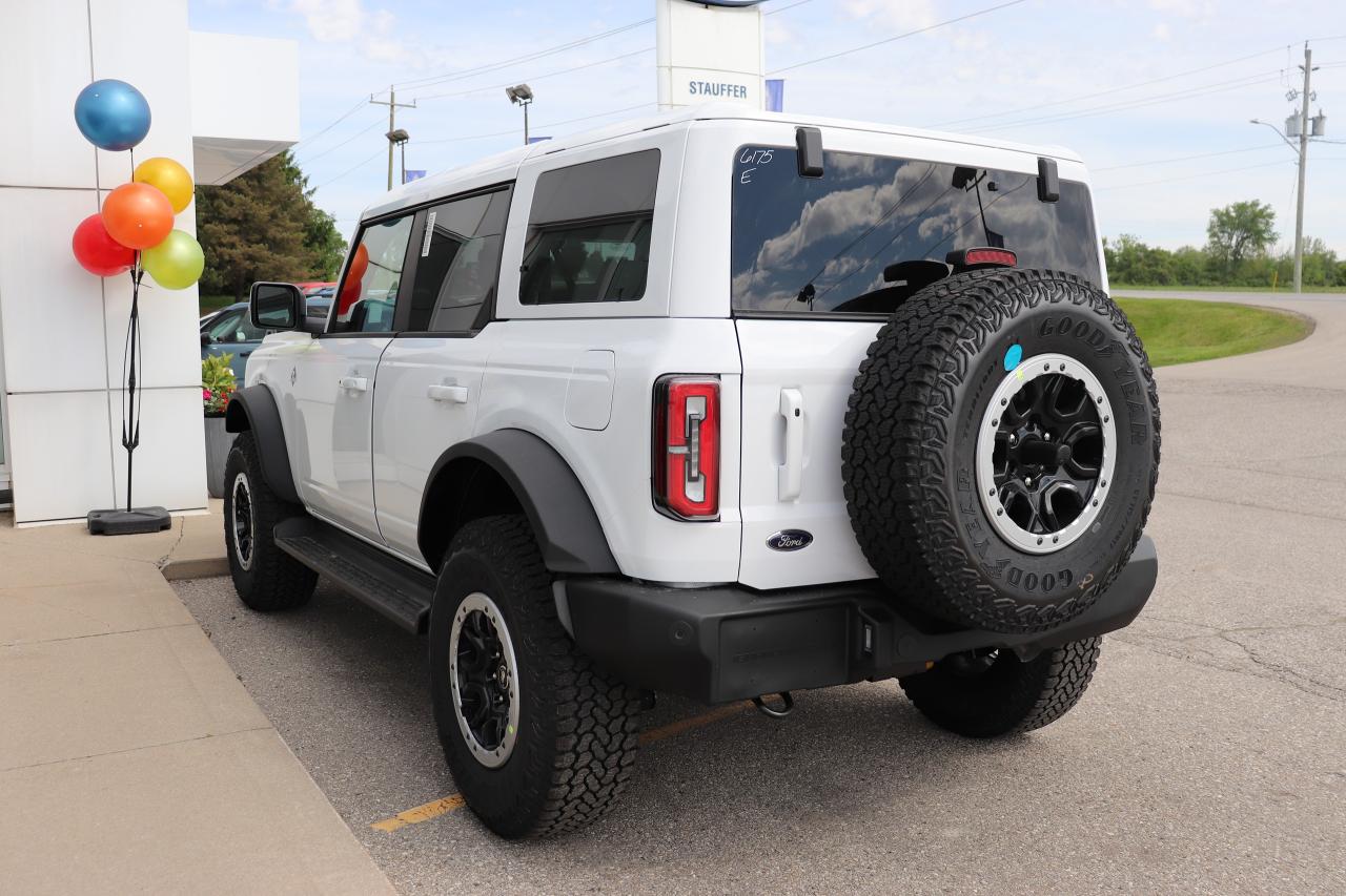 2025 Ford Bronco OUTER BANKS 4 DOOR 4X4 Photo