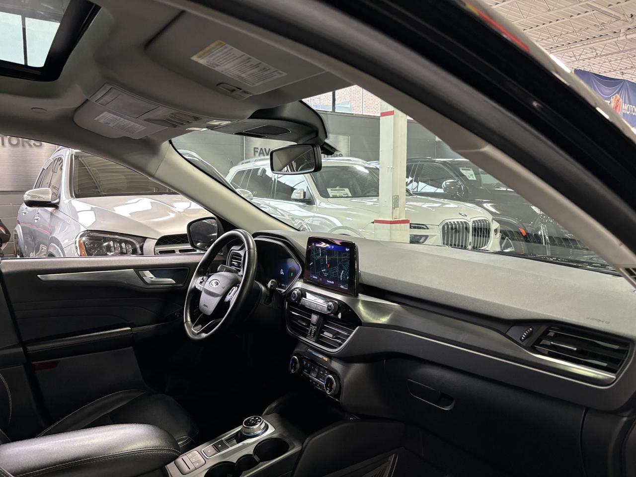 2022 Ford Escape Titanium Plug-In Hybrid|NAV|LEATHER|PANOROOF|CAM|+ - Photo #12
