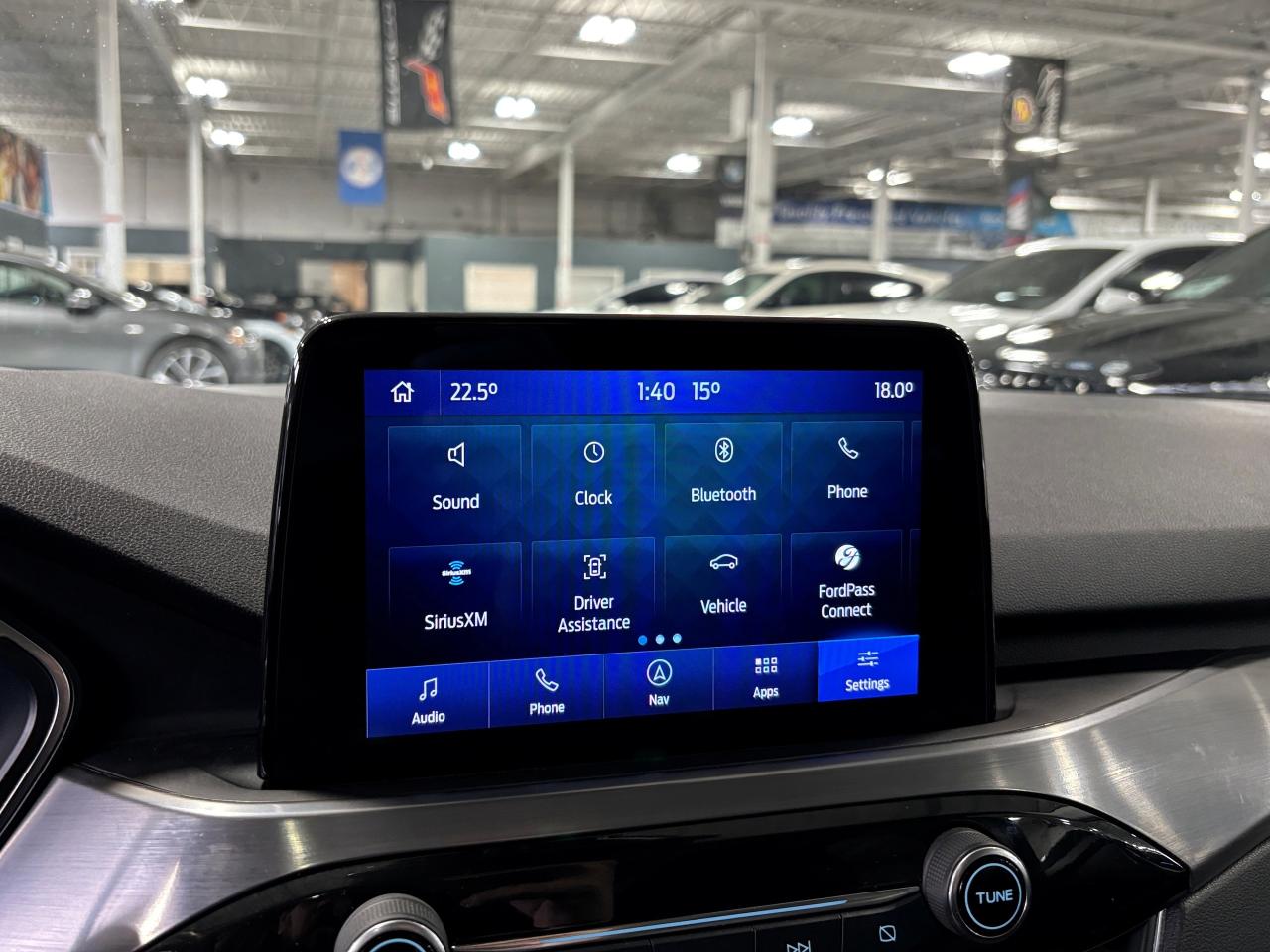 2022 Ford Escape Titanium Plug-In Hybrid|NAV|LEATHER|PANOROOF|CAM|+ - Photo #22