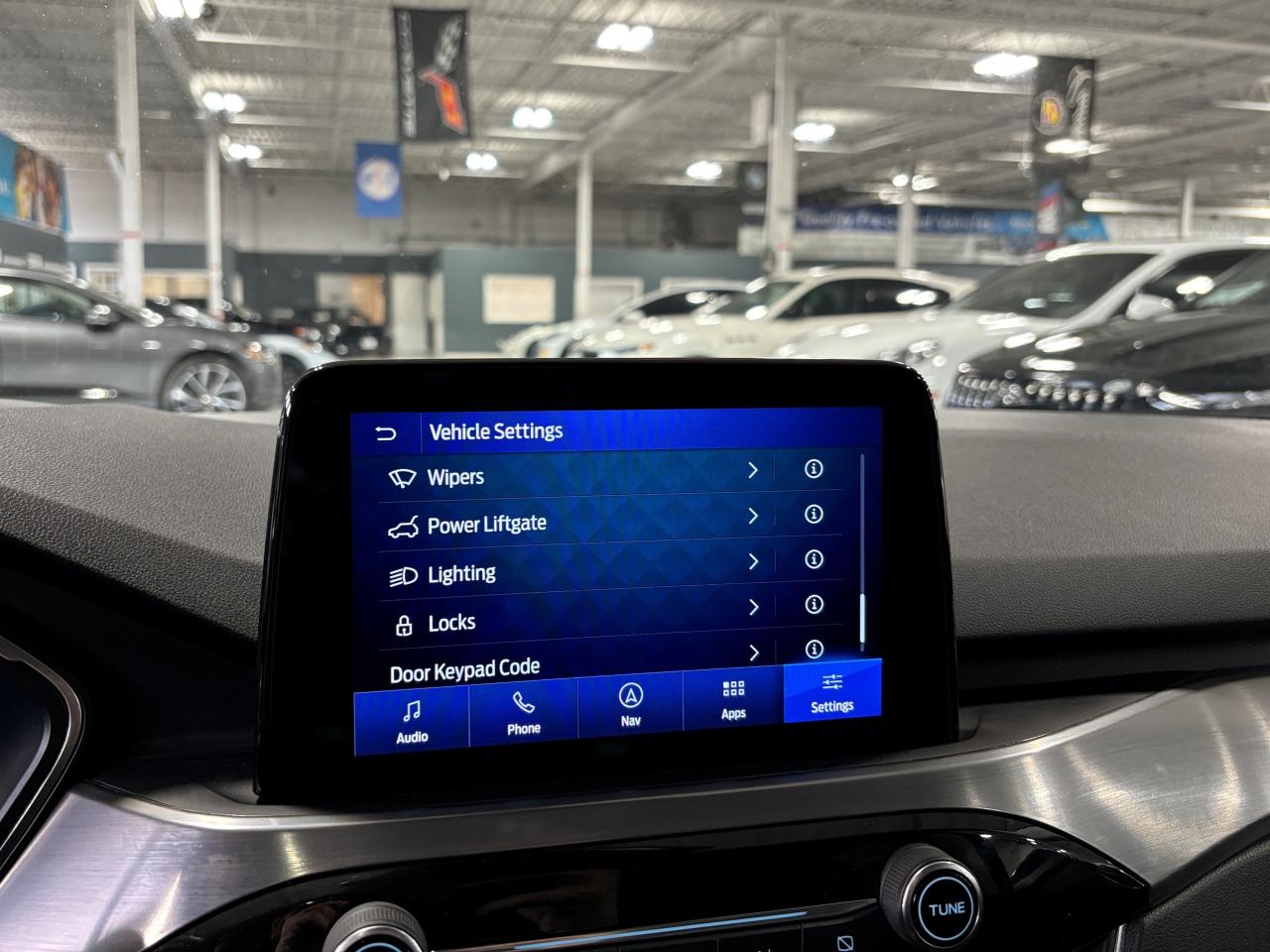 2022 Ford Escape Titanium Plug-In Hybrid|NAV|LEATHER|PANOROOF|CAM|+ - Photo #29