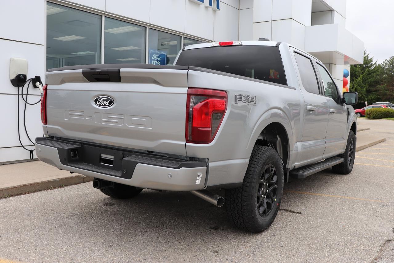 2025 Ford F-150 XLT 4WD SuperCrew 5.5' Box Photo1