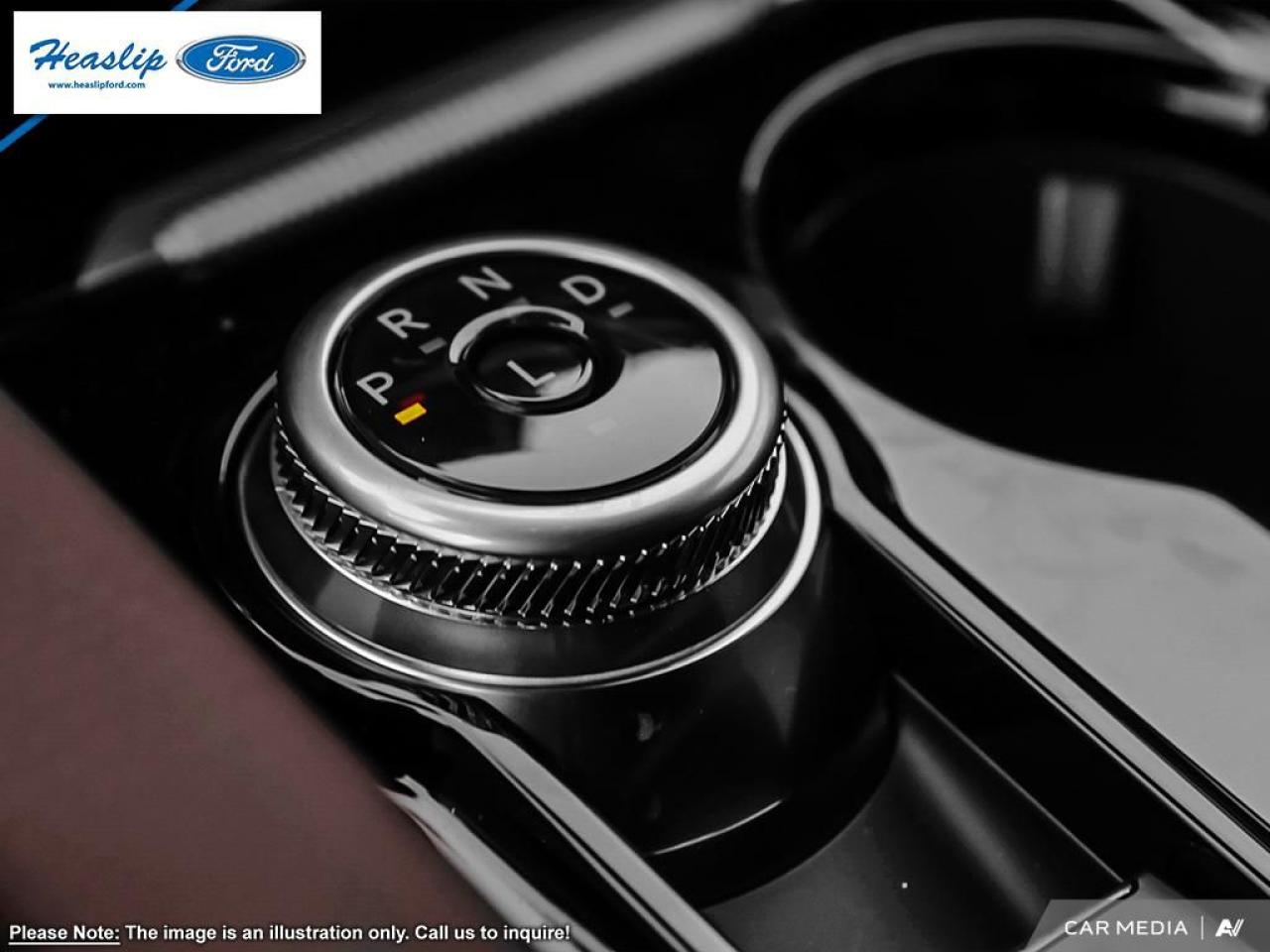 2025 Ford Explorer Platinum Photo5