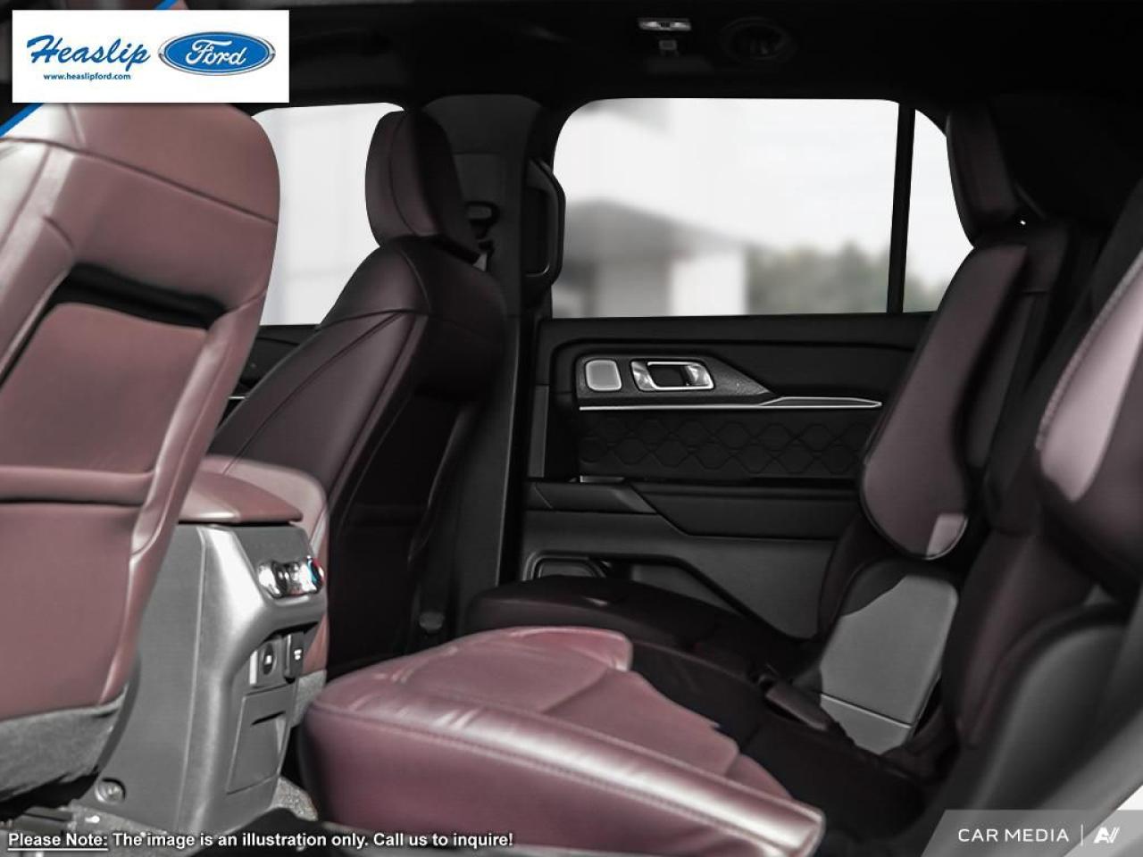 2025 Ford Explorer Platinum Photo5