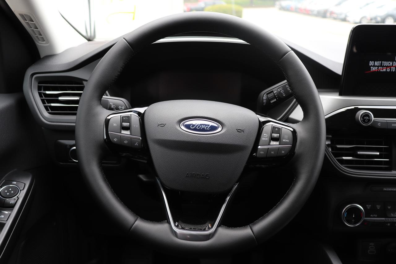 2025 Ford Escape Active FWD Photo5