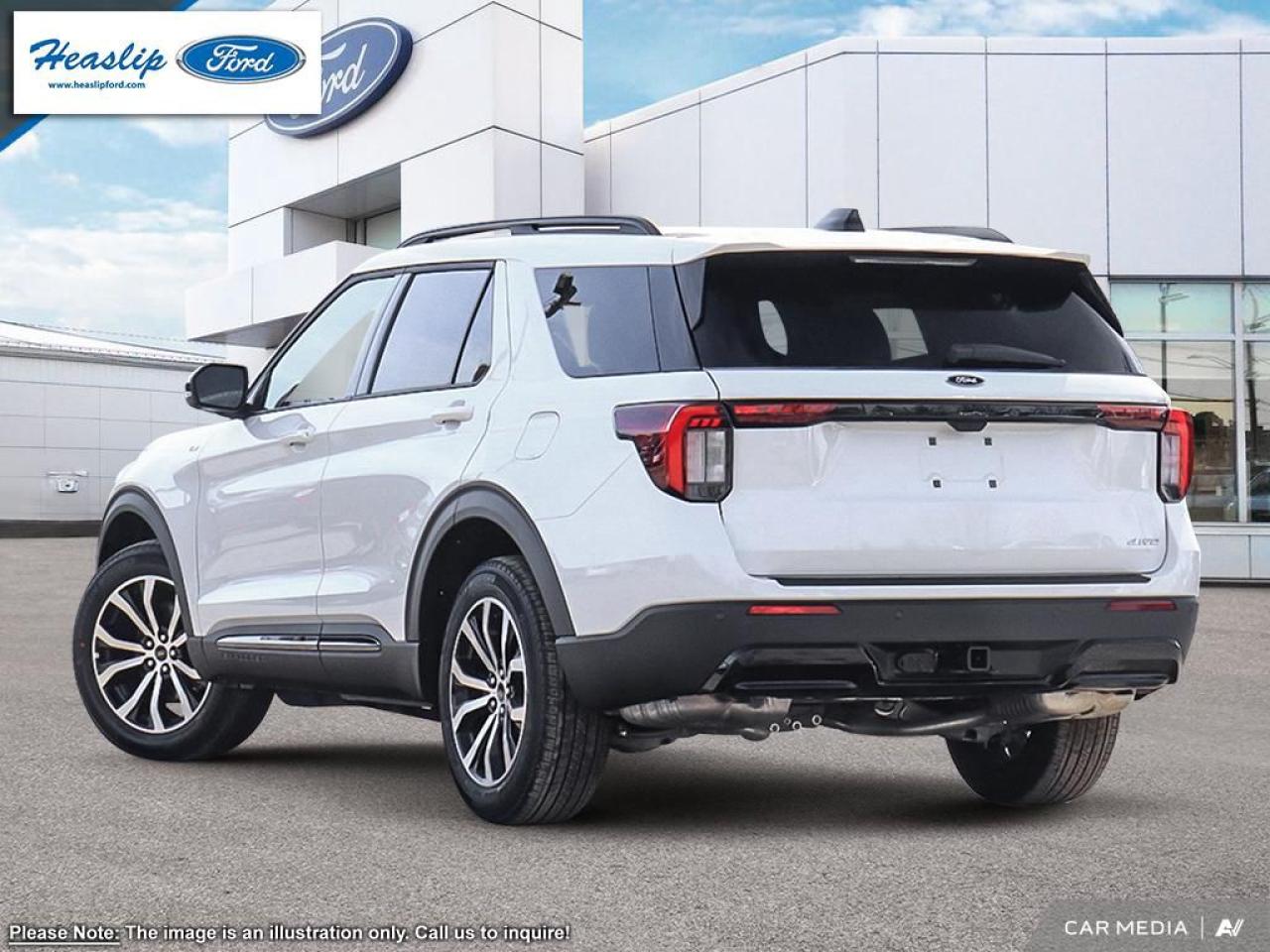 2025 Ford Explorer ST-Line Photo3