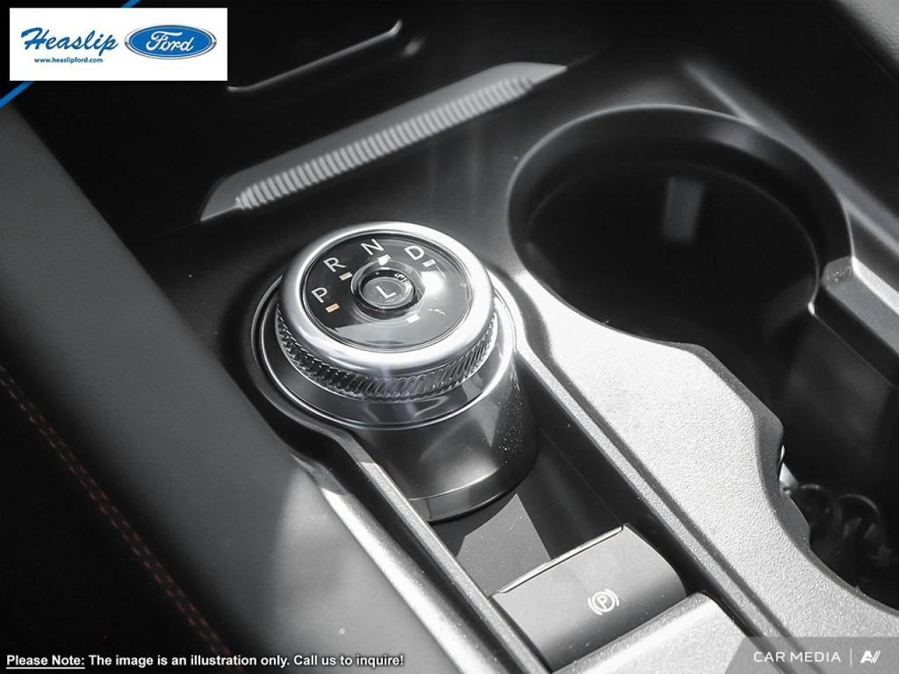 2025 Ford Explorer ST-Line Photo5
