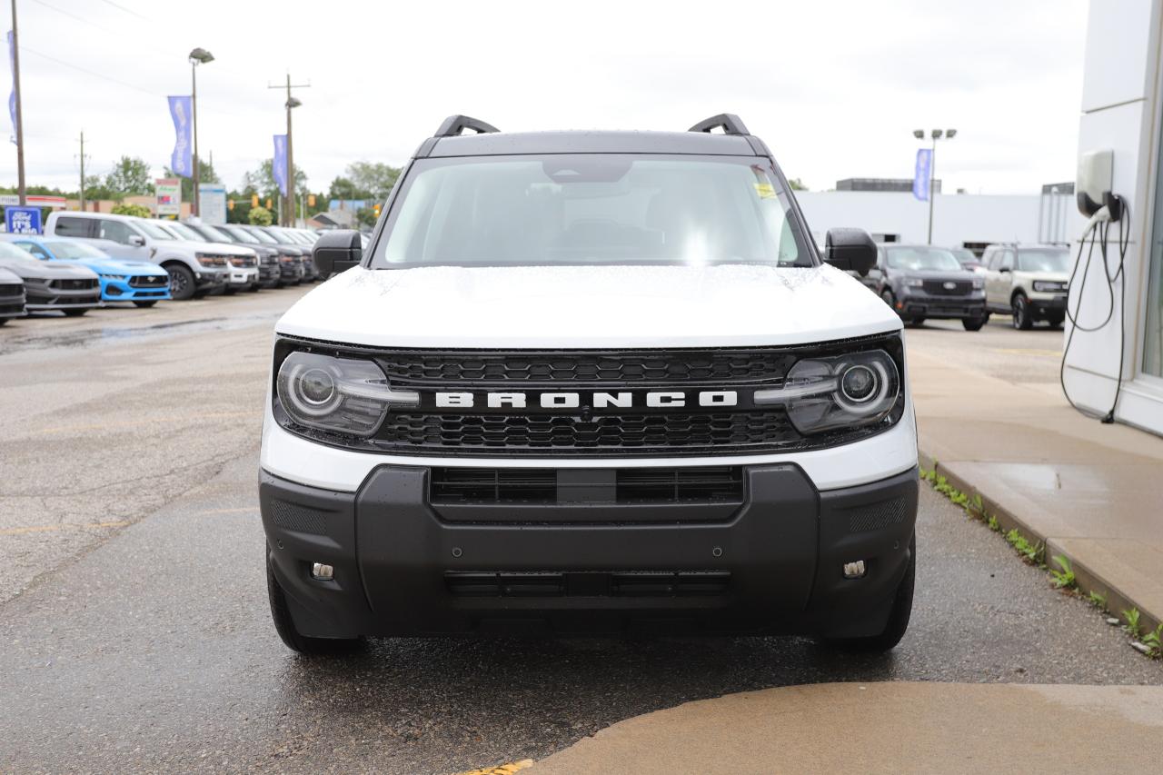 2025 Ford Bronco Sport Outer Banks 4X4 Photo5