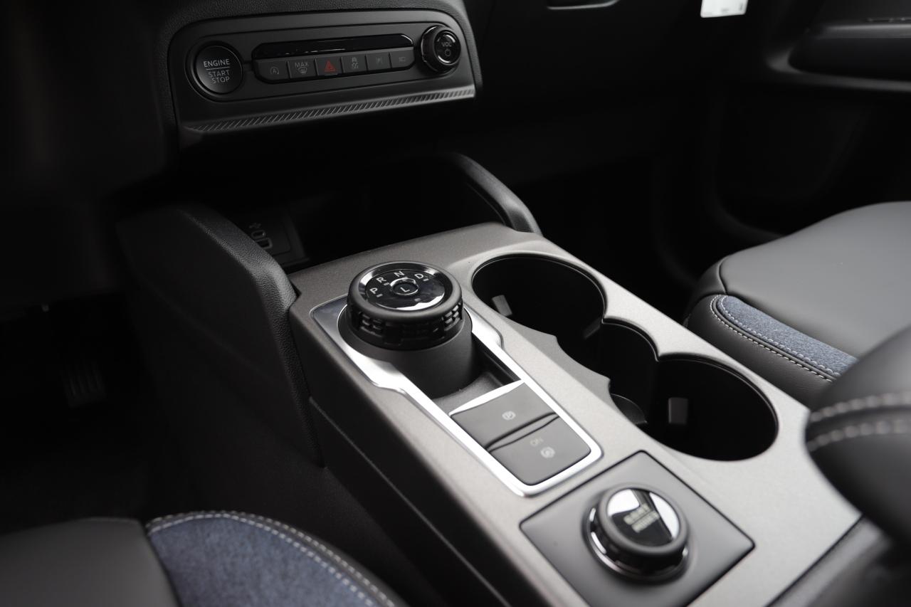 2025 Ford Bronco Sport Outer Banks 4X4 Photo5