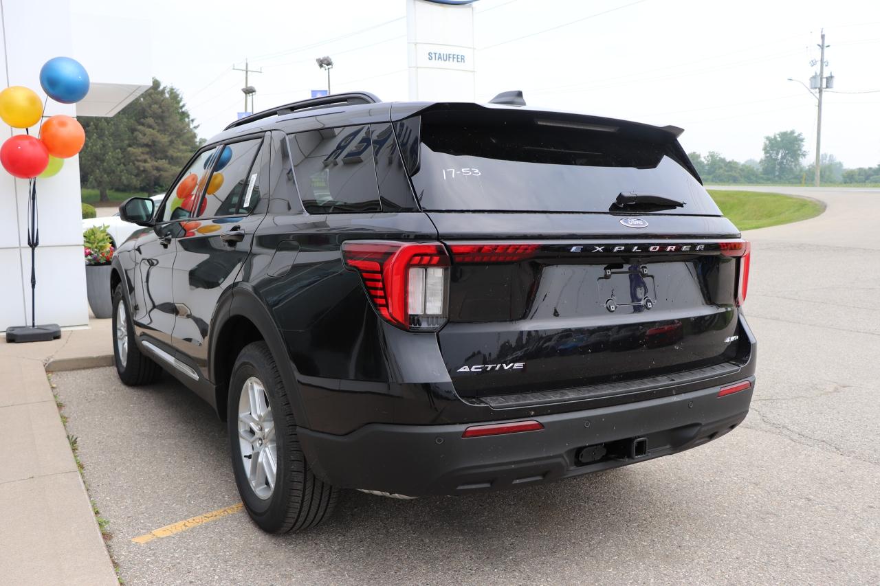2025 Ford Explorer ACTIVE 4WD Photo