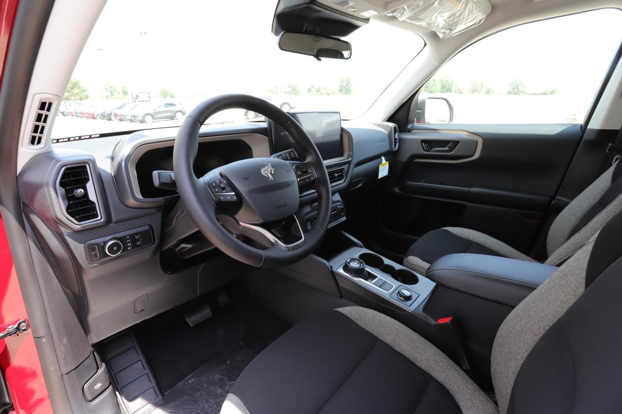 2025 Ford Bronco Sport Big Bend 4x4 Photo1