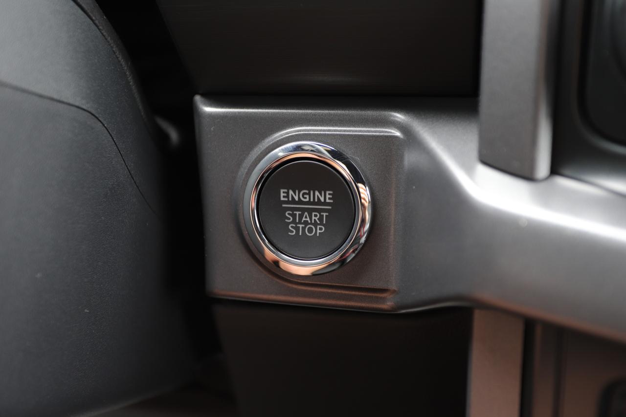 2025 Ford F-150 XLT 4WD SuperCrew 5.5' Box Photo5