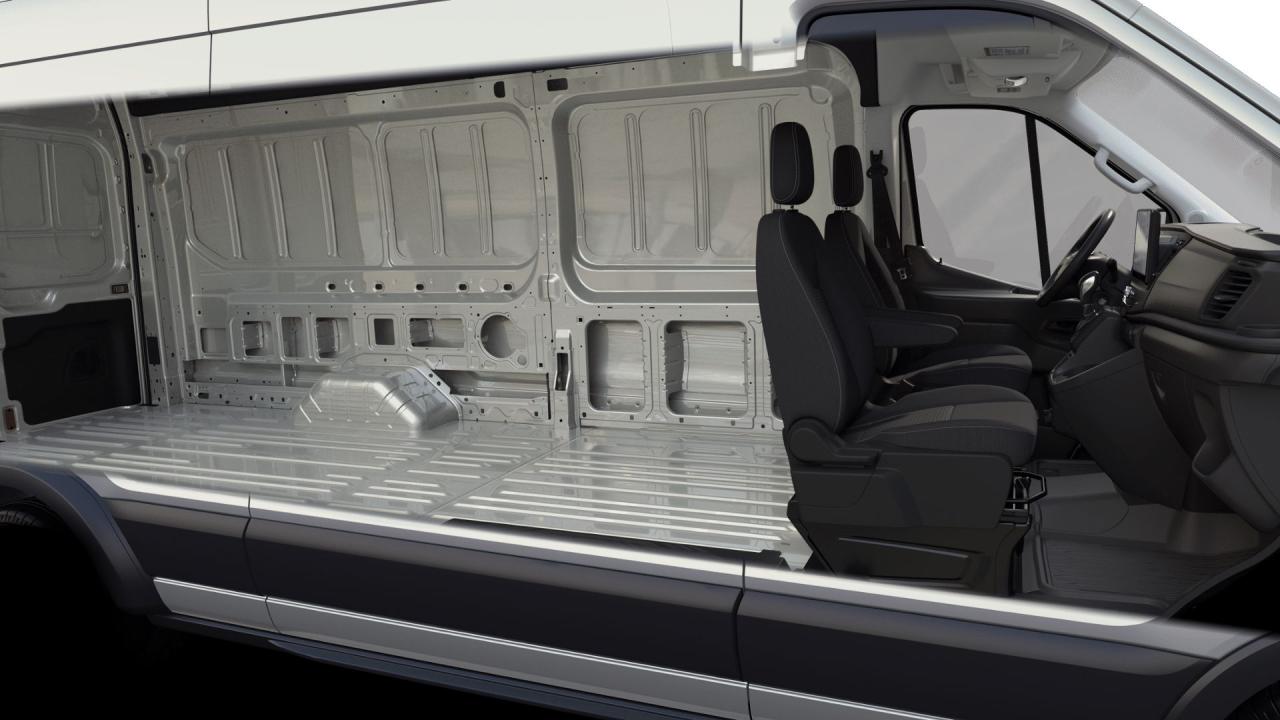 2025 Ford Transit Cargo Van BASE Photo5