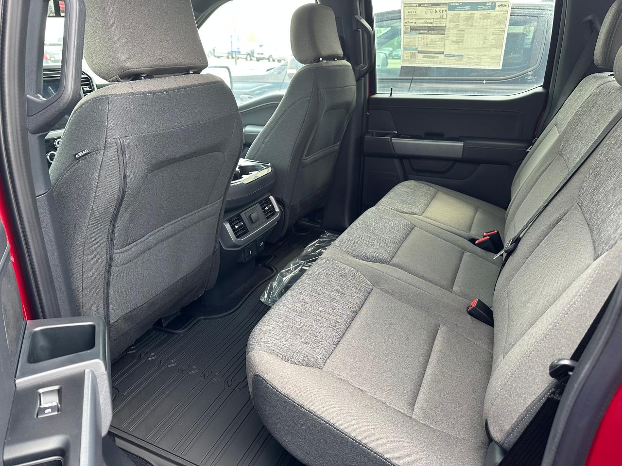 2025 Ford F-150 XLT 4WD SuperCrew 5.5' Box 302A Photo5