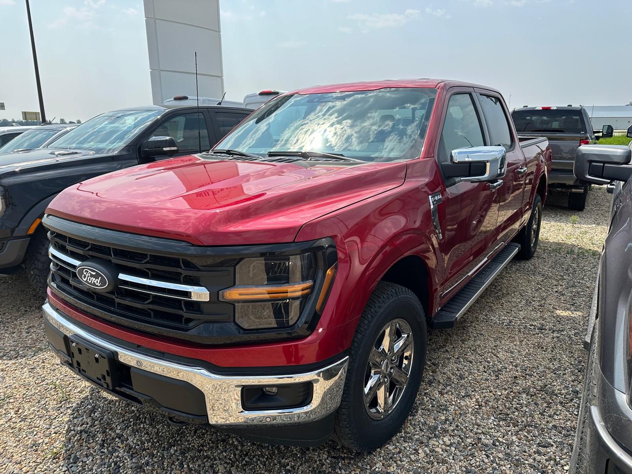 2025 Ford F-150 XLT 4WD SuperCrew 5.5' Box 302A Photo5