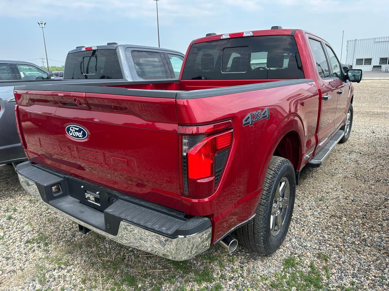2025 Ford F-150 XLT 4WD SuperCrew 5.5' Box 302A Photo5