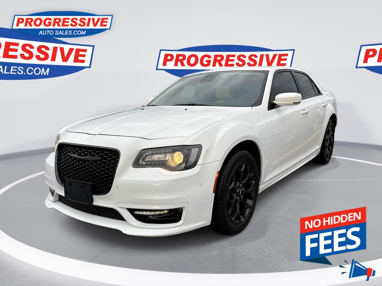 Used 2023 Chrysler 300 Touring-L - Leather Seats -  Heated Seats for sale in Sarnia, ON