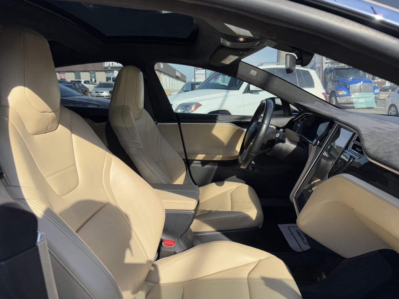 2016 Tesla Model S 70D | AUTOPILOT | PREMIUM CONN. | MATTE BLACK - Photo #28