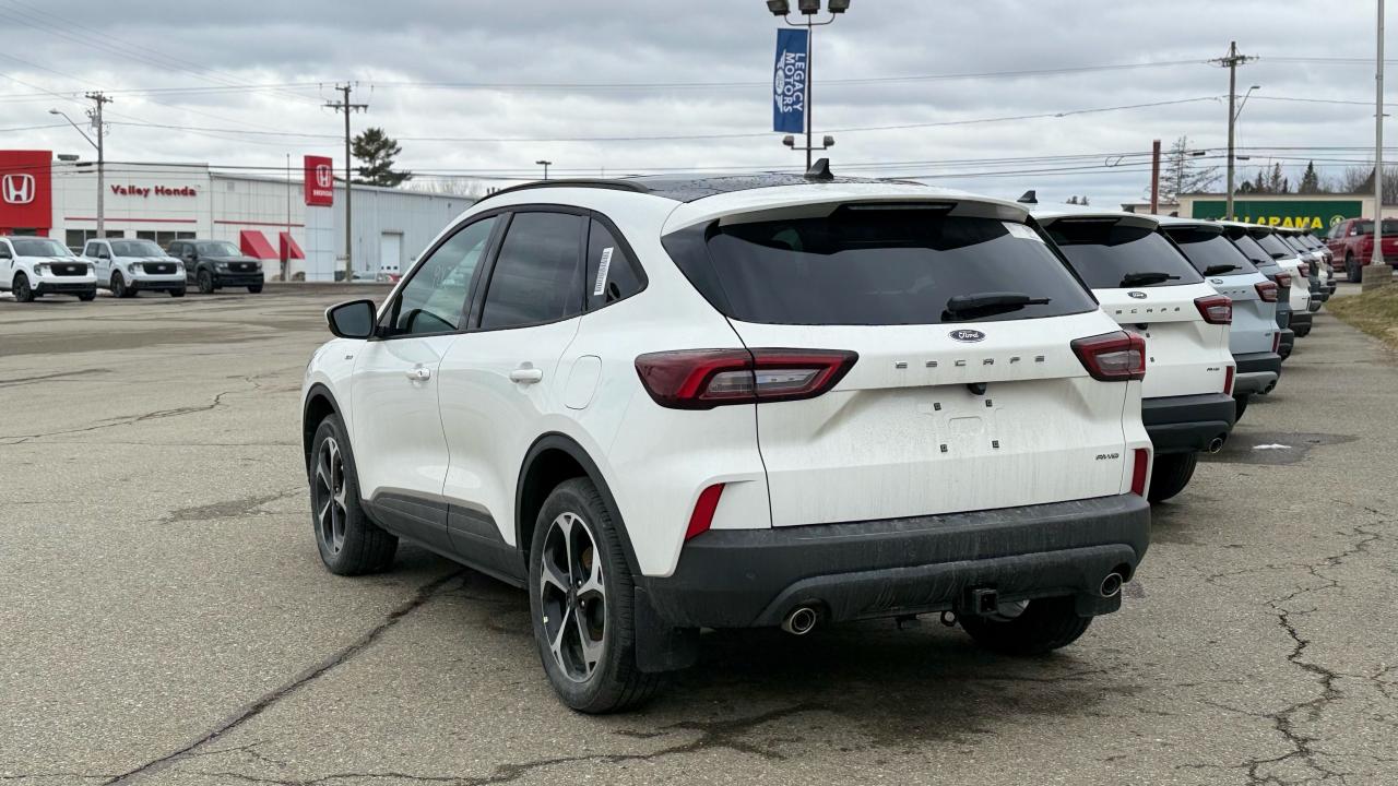 2025 Ford Escape ST-Line Select Photo5