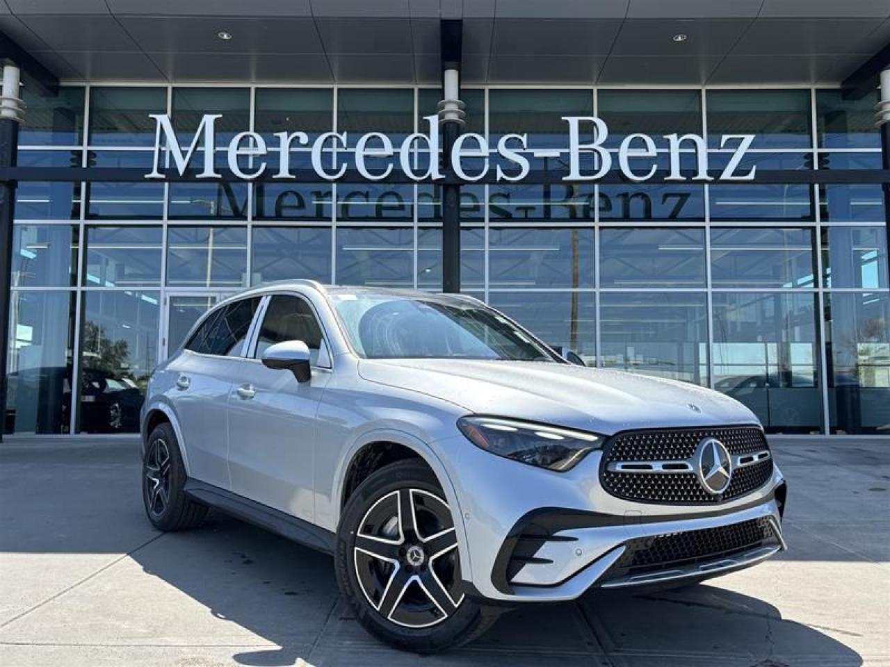 New 2025 Mercedes-Benz GLC 300 4MATIC SUV for sale in Calgary, AB