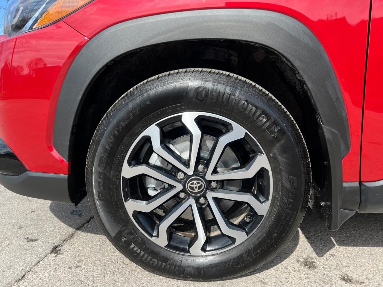 2023 Toyota Corolla Cross HYBRID SE - Photo #8