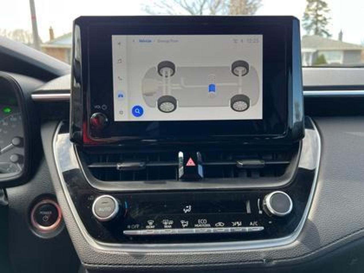 2023 Toyota Corolla Cross HYBRID SE AWD Photo