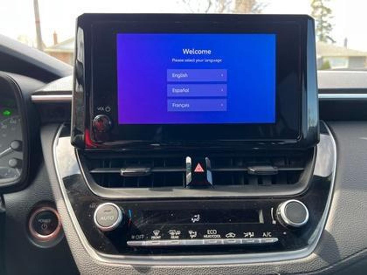 2023 Toyota Corolla Cross HYBRID SE AWD Photo