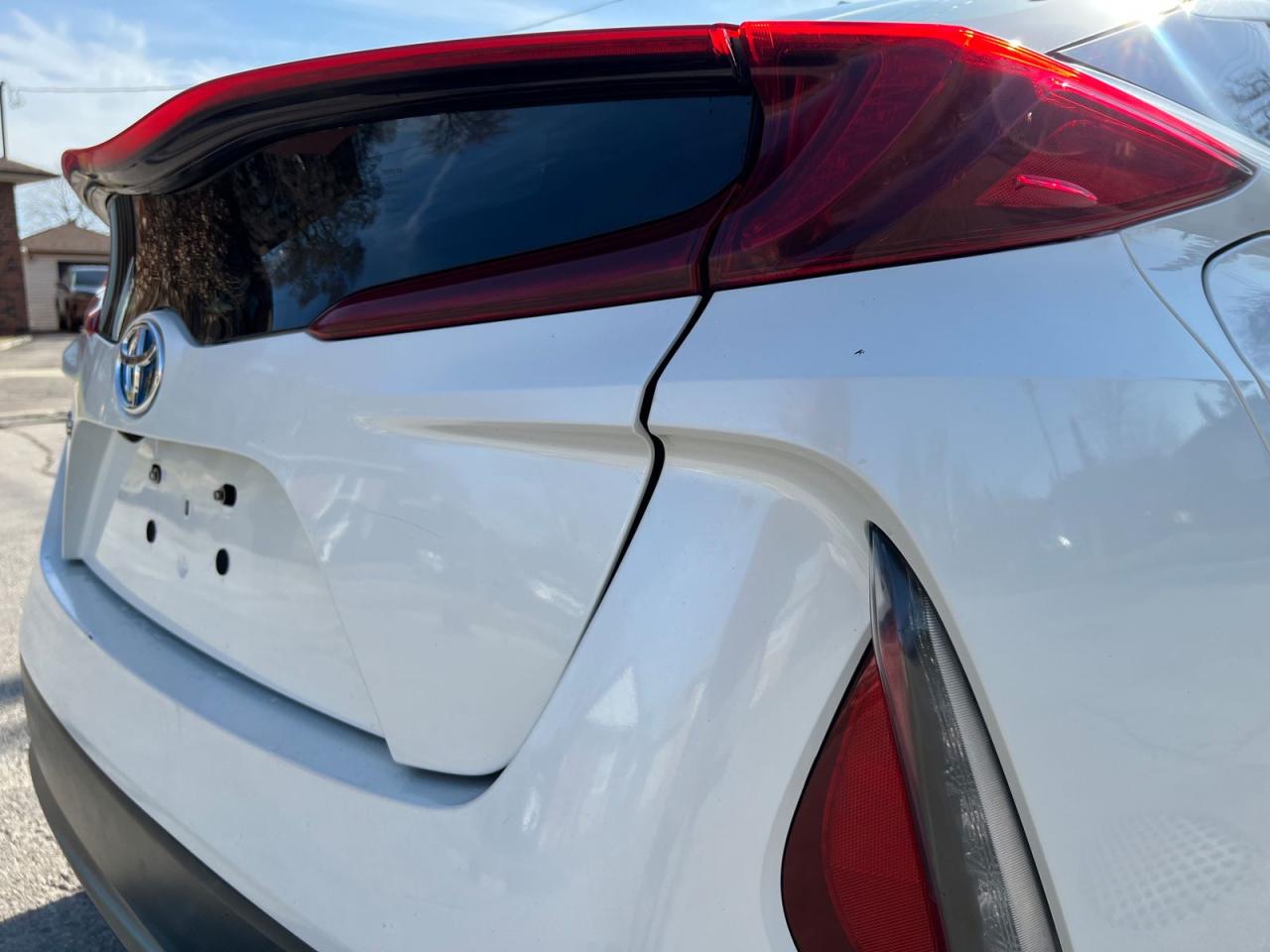 2020 Toyota Prius Prime LE - Photo #9