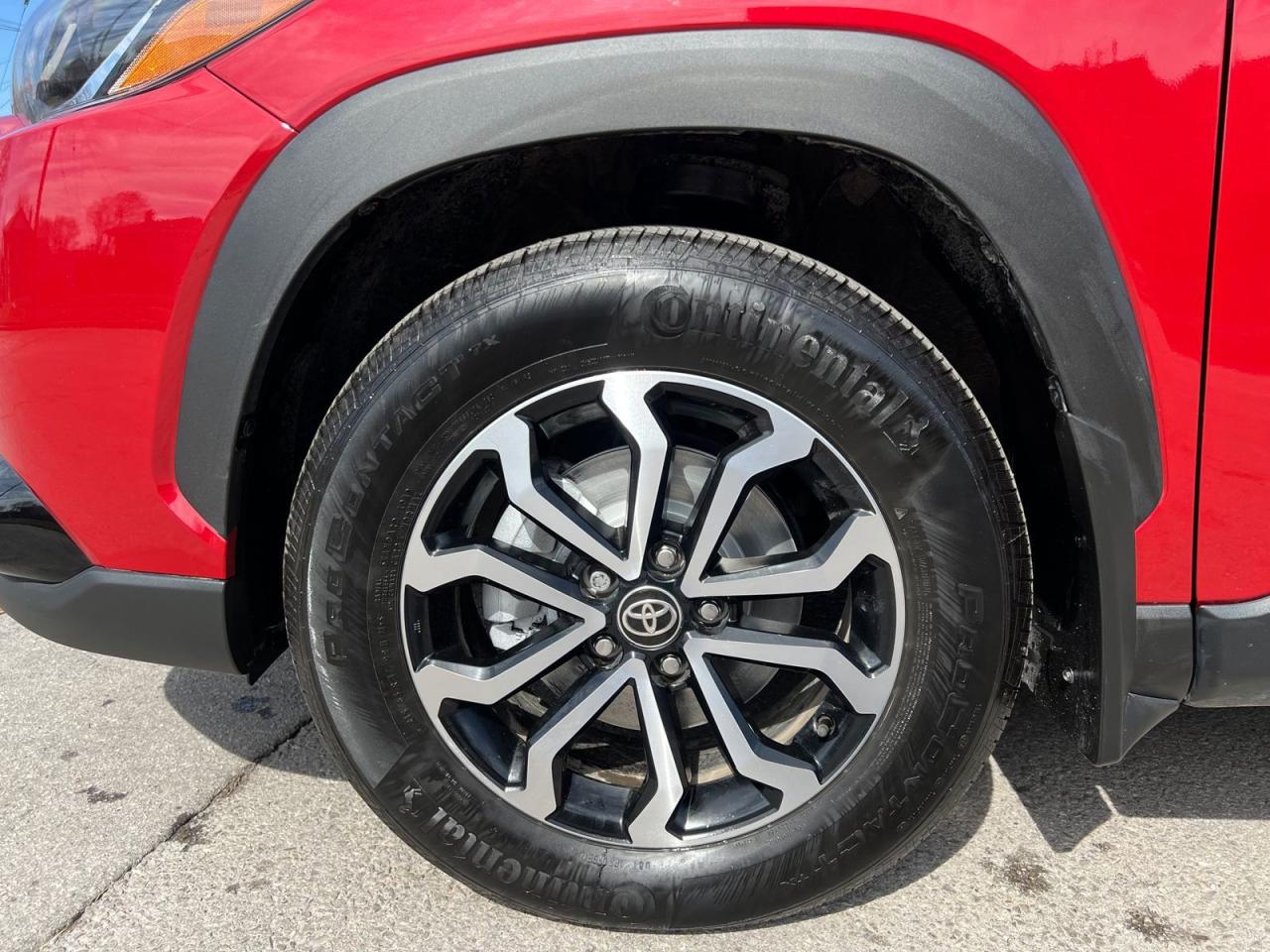 2023 Toyota Corolla Cross HYBRID SE - Photo #8