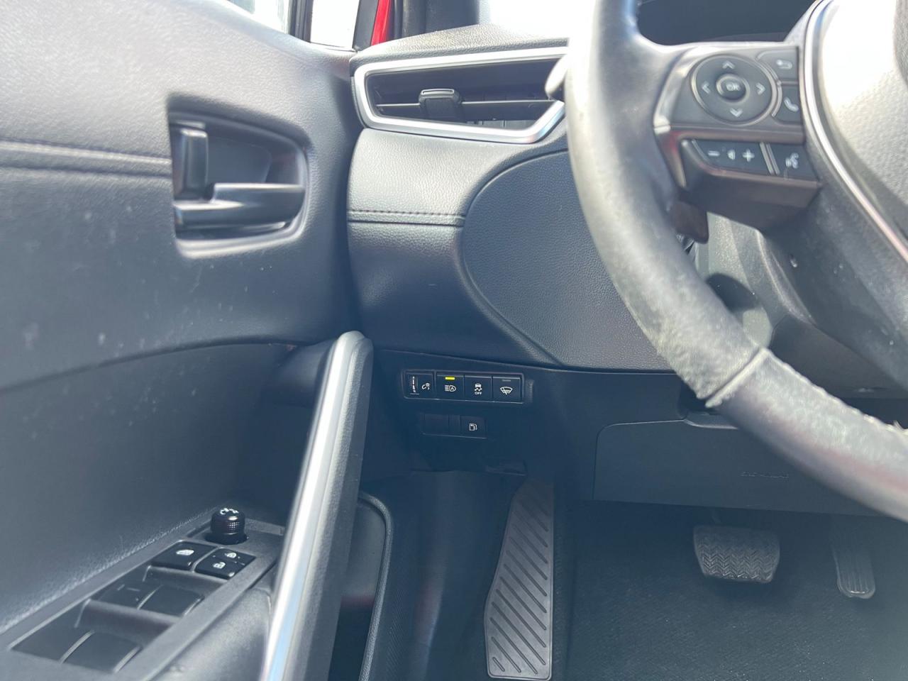 2023 Toyota Corolla Cross HYBRID SE - Photo #20