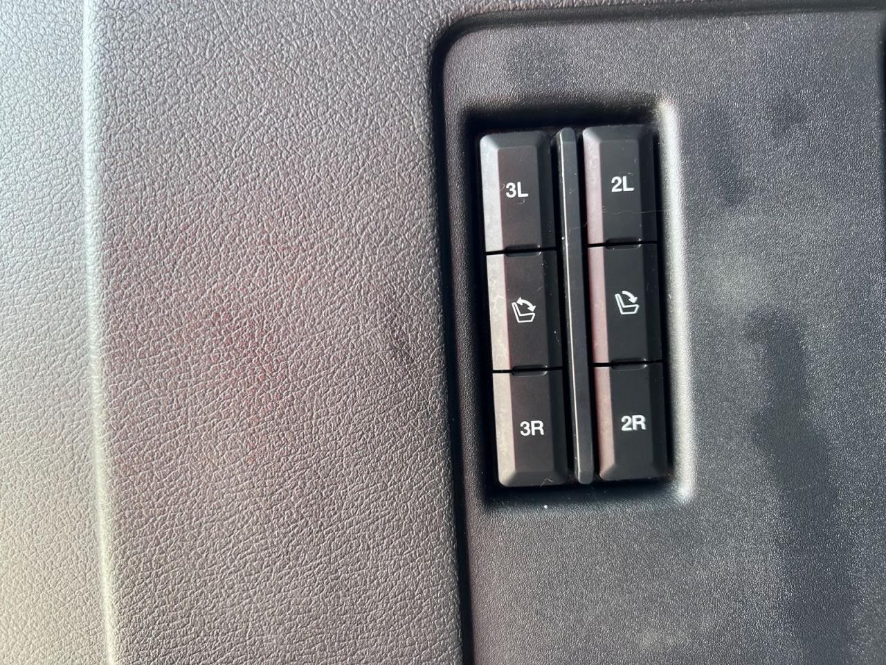 2022 Ford Expedition MAX LIMITED 4WD - Photo #19