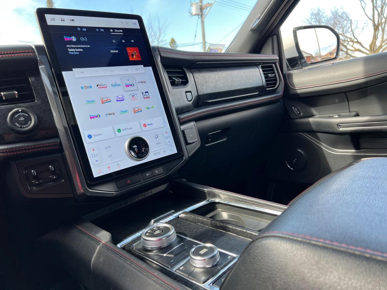 2022 Ford Expedition MAX LIMITED 4WD - Photo #40