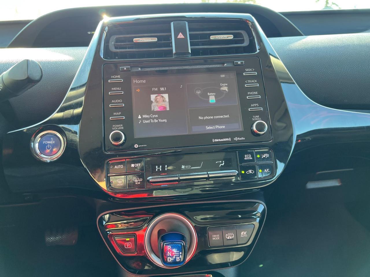 2020 Toyota Prius Prime LE - Photo #27