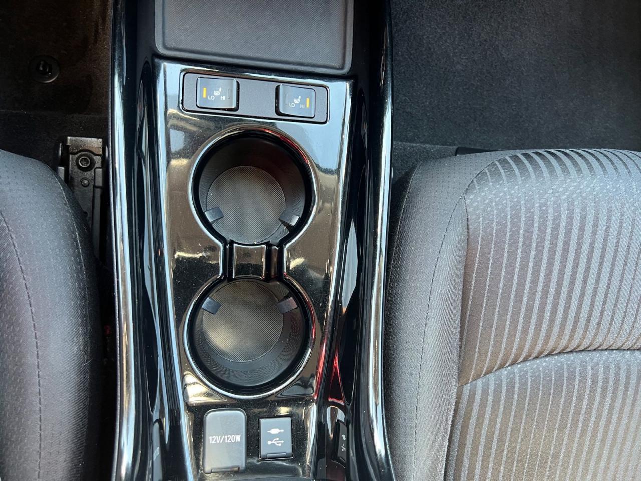 2020 Toyota Prius Prime LE - Photo #26