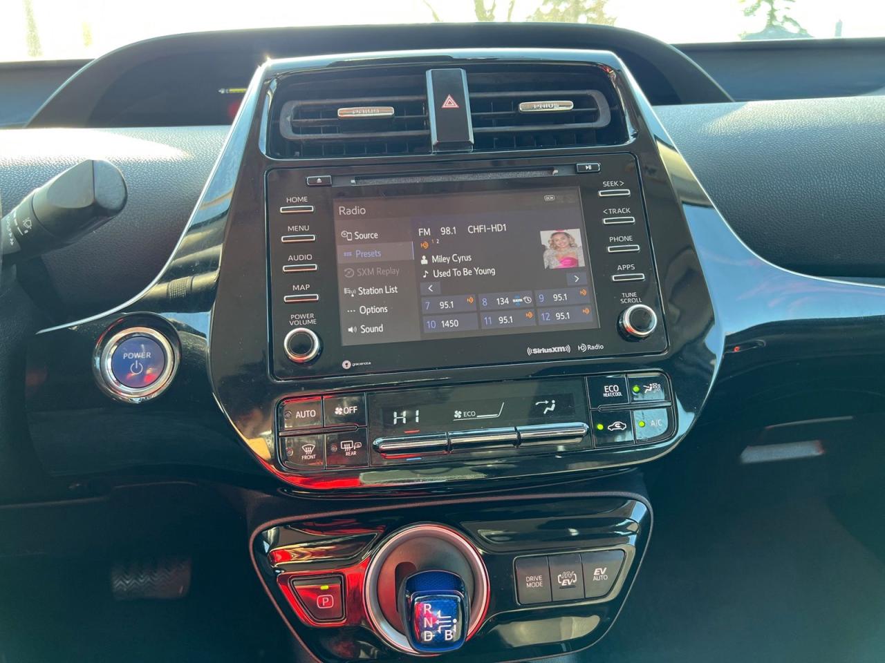 2020 Toyota Prius Prime LE - Photo #29