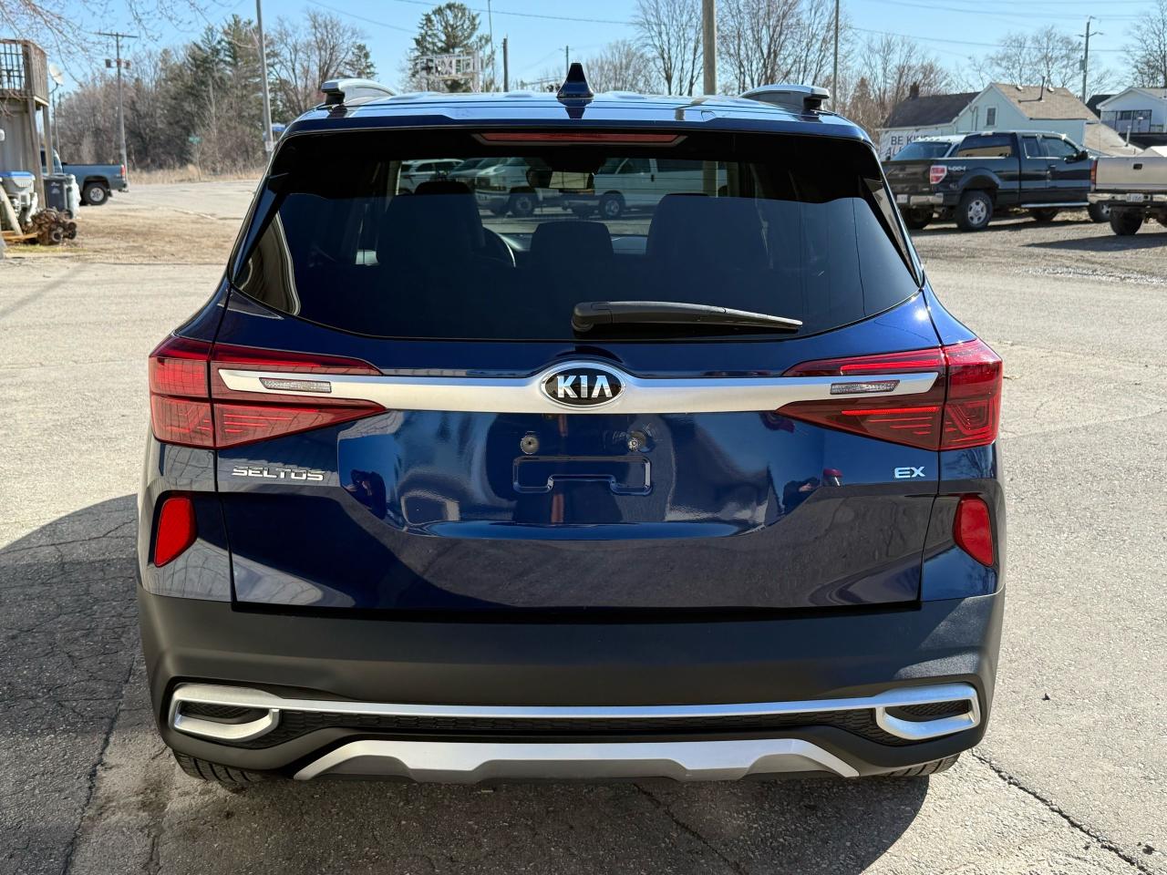 2021 Kia Seltos EX - Photo #4