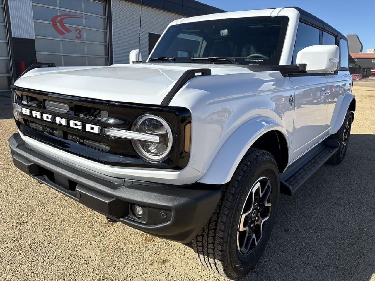 2025 Ford Bronco OUTER BANKS 314A Photo