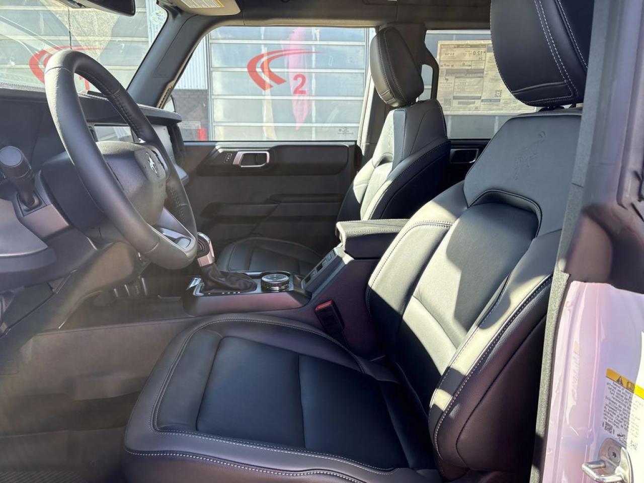 2025 Ford Bronco OUTER BANKS 314A Photo5