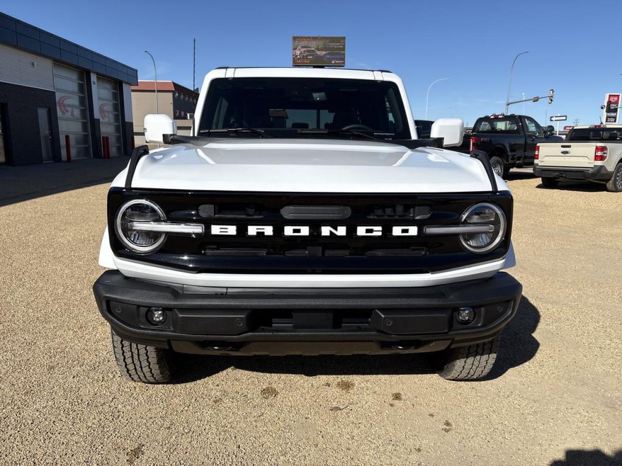 2025 Ford Bronco OUTER BANKS 314A Photo5