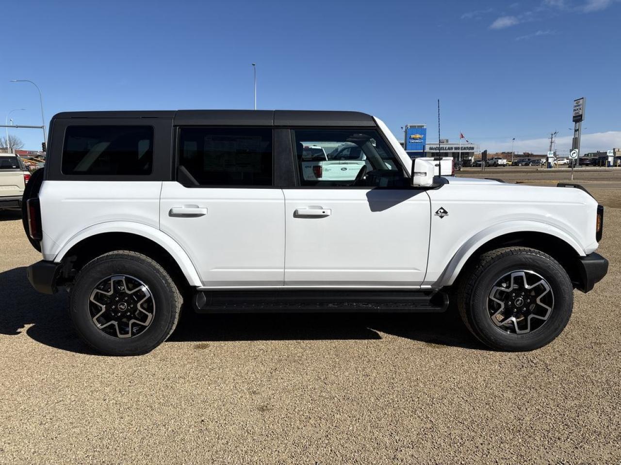2025 Ford Bronco OUTER BANKS 314A Photo5