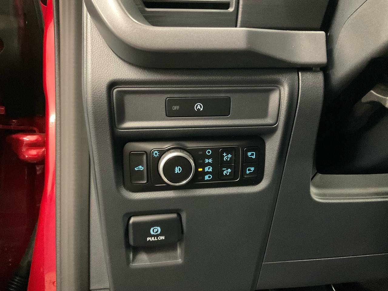 2025 Ford F-150 XLT Photo5