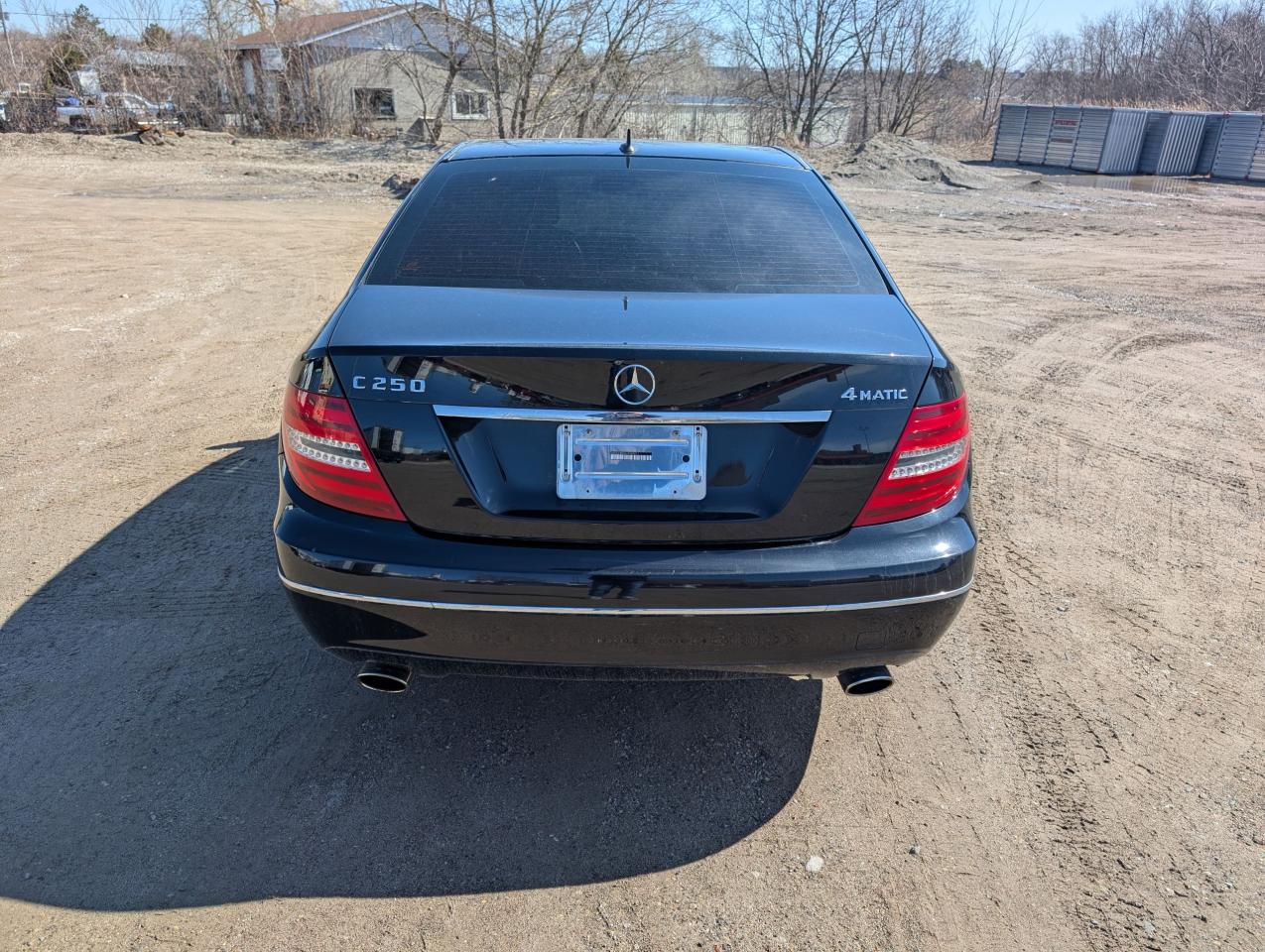 2012 Mercedes-Benz C-Class 4dr Sdn C 250 4MATIC Photo4