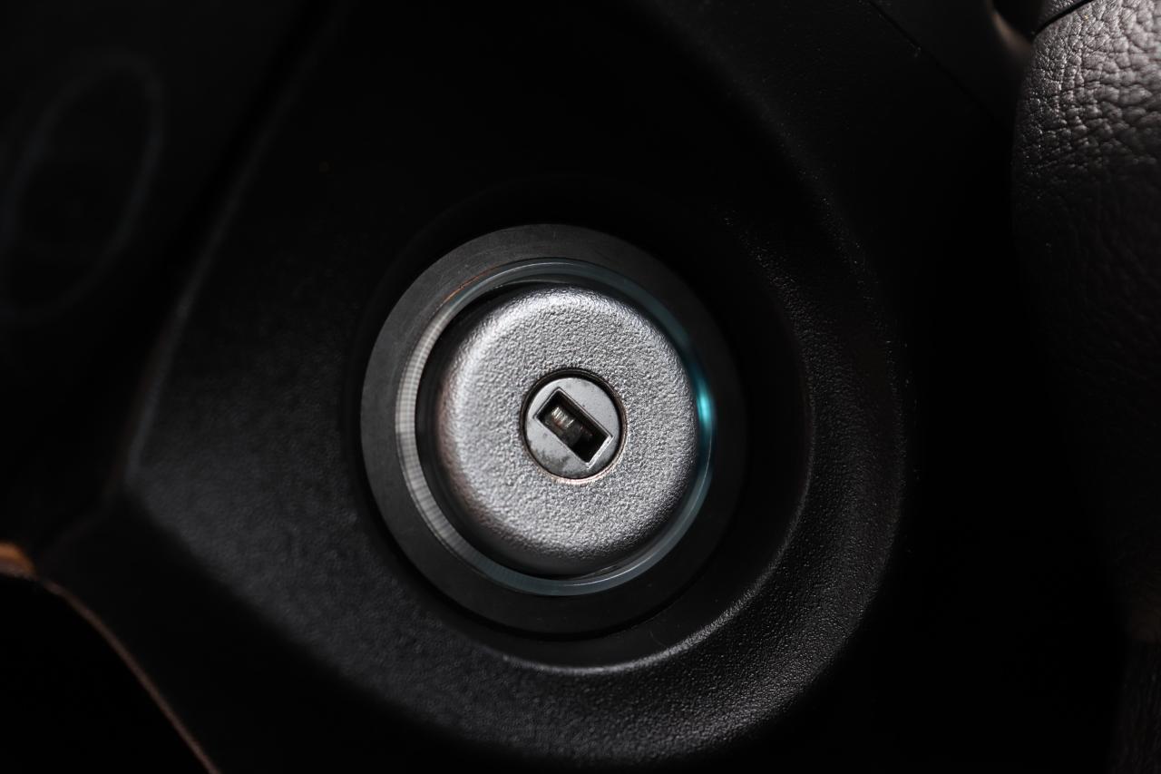 2017 Ford Focus SE 5-Door Hatch Photo5