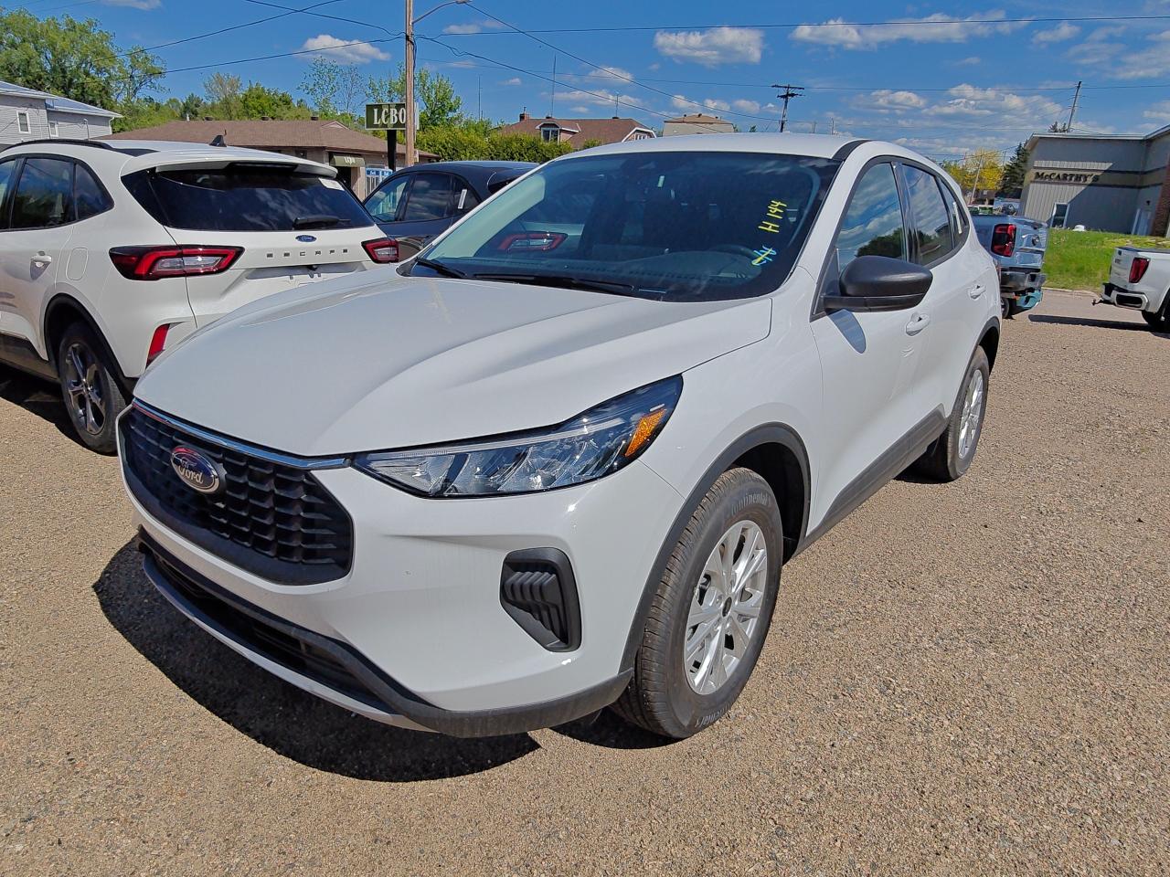 2025 Ford Escape Active AWD Photo0