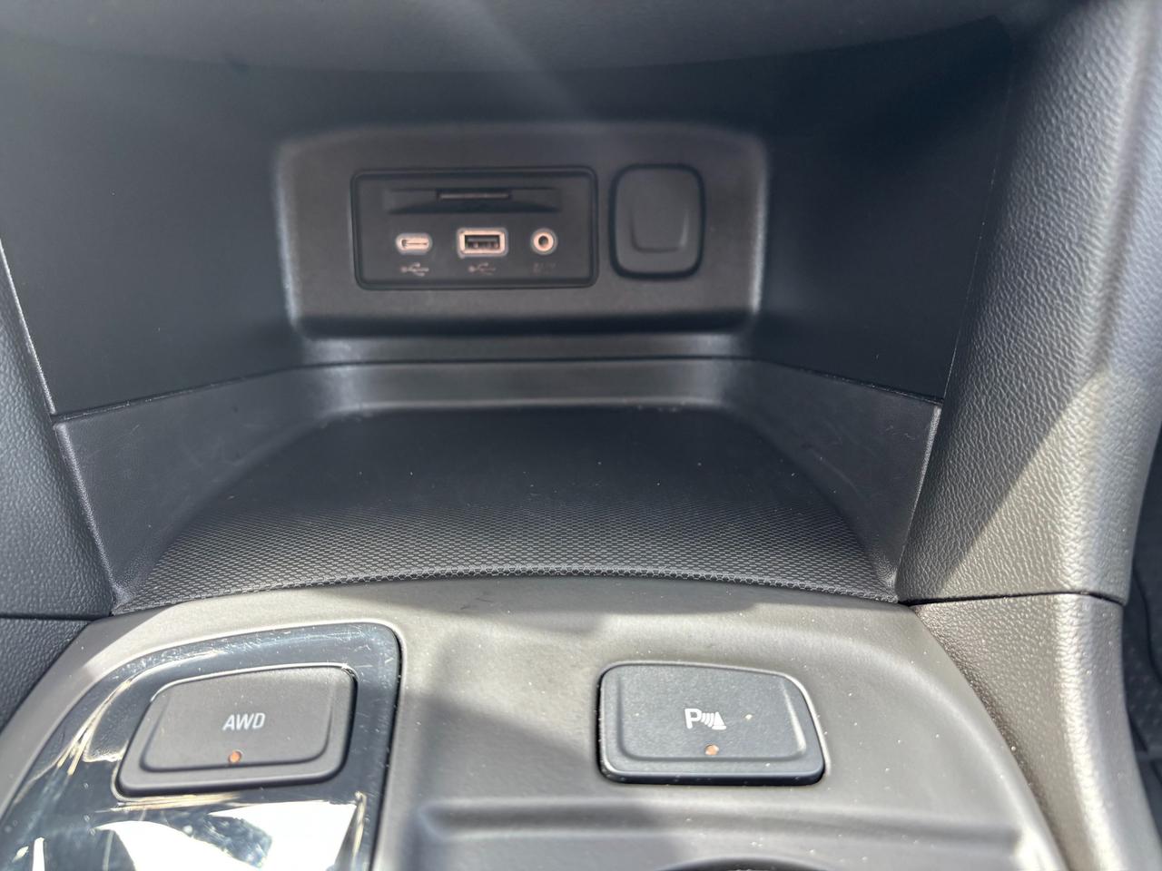 2022 Chevrolet Equinox 2022 Chevrolet Equinox RS AWD Photo