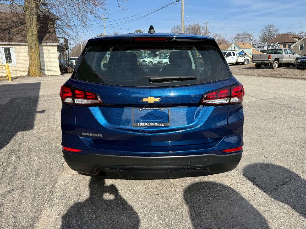 2022 Chevrolet Equinox LS - Photo #4