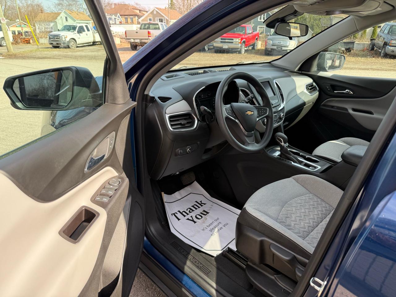 2022 Chevrolet Equinox LS - Photo #5