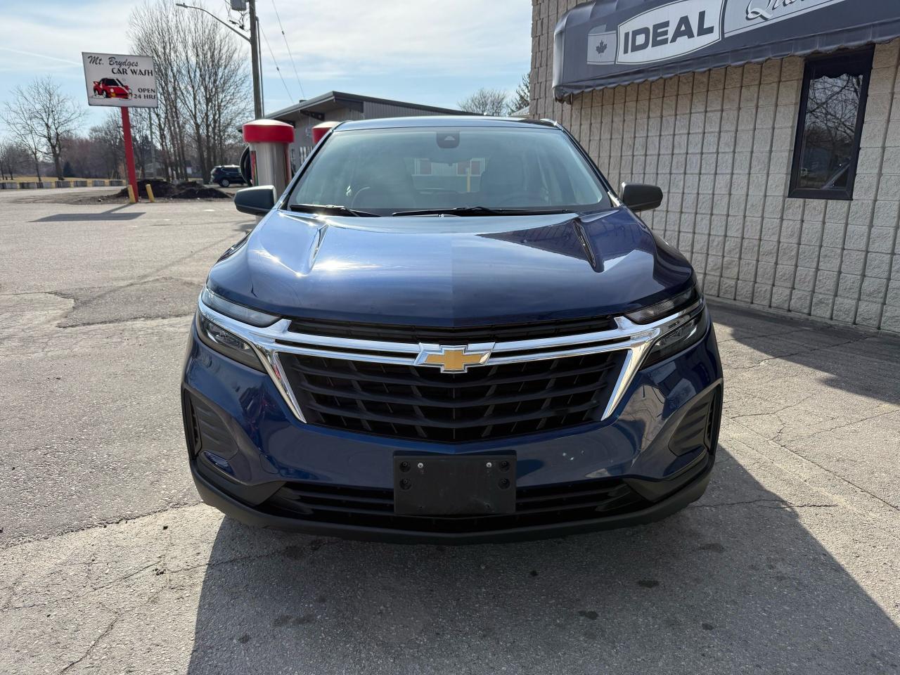 2022 Chevrolet Equinox LS - Photo #2
