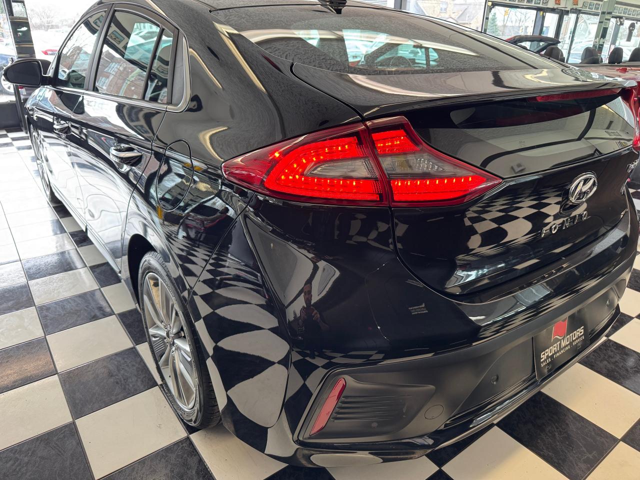 2017 Hyundai IONIQ Limited W/TECH HYBIRD+New Tires+GPS+CAM+Roof - Photo #40
