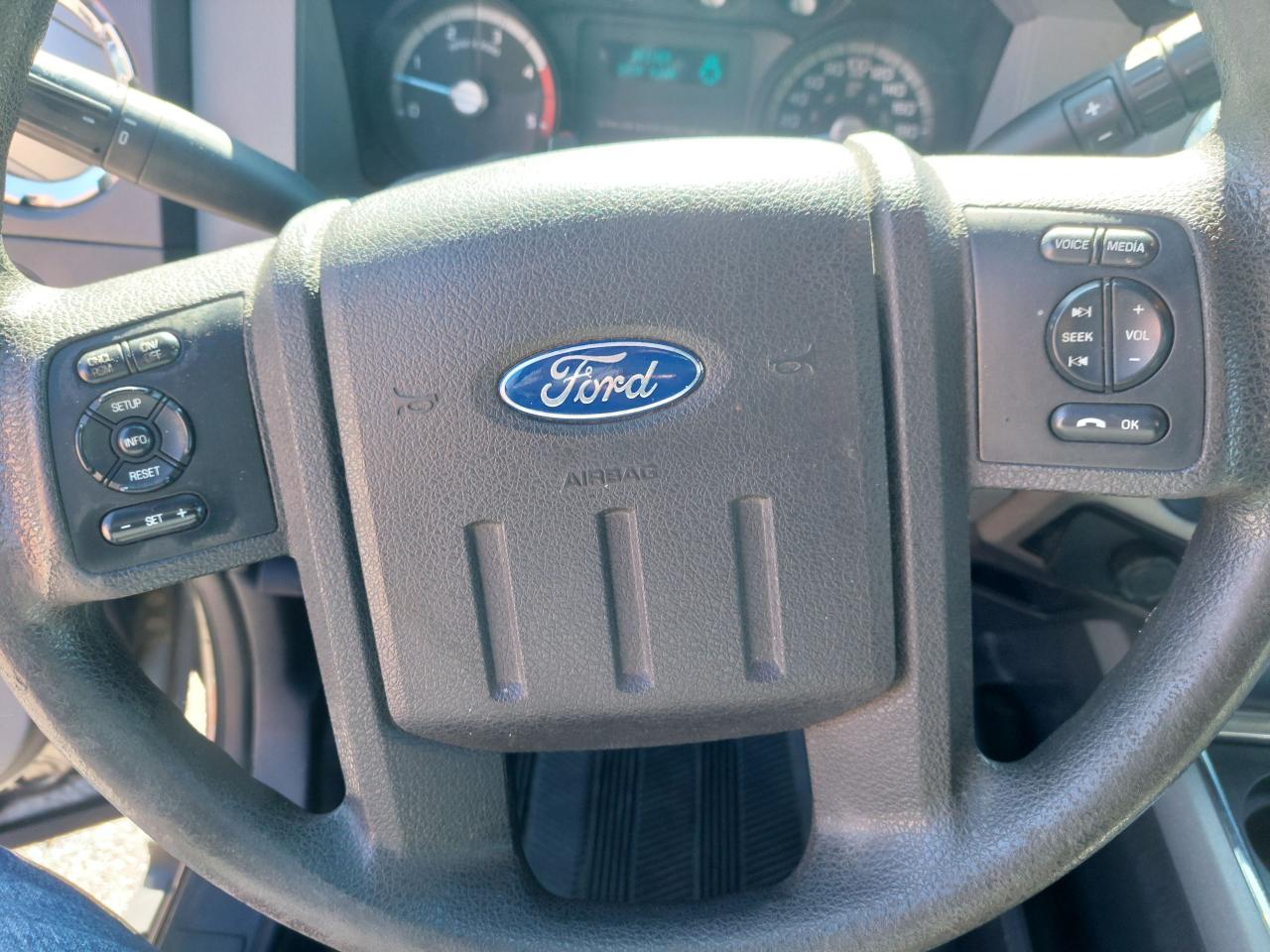 2012 Ford F-250 4WD Crew Cab 172" XLT - Photo #28