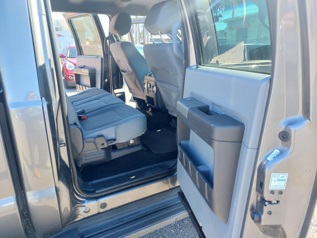 2012 Ford F-250 4WD Crew Cab 172" XLT - Photo #26